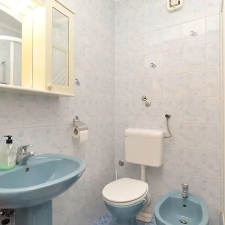 アパート Sinisa 1925 バニョレ