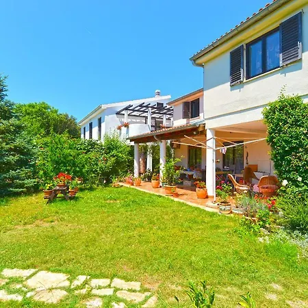 Apartment Sinisa 1925 *