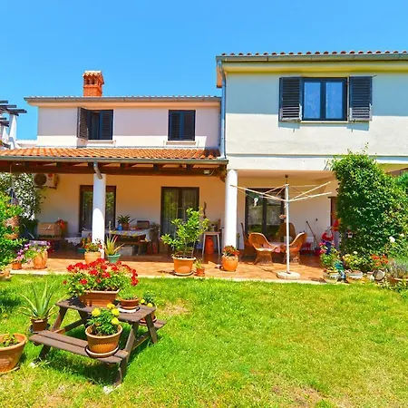 Appartement Sinisa 1925 *